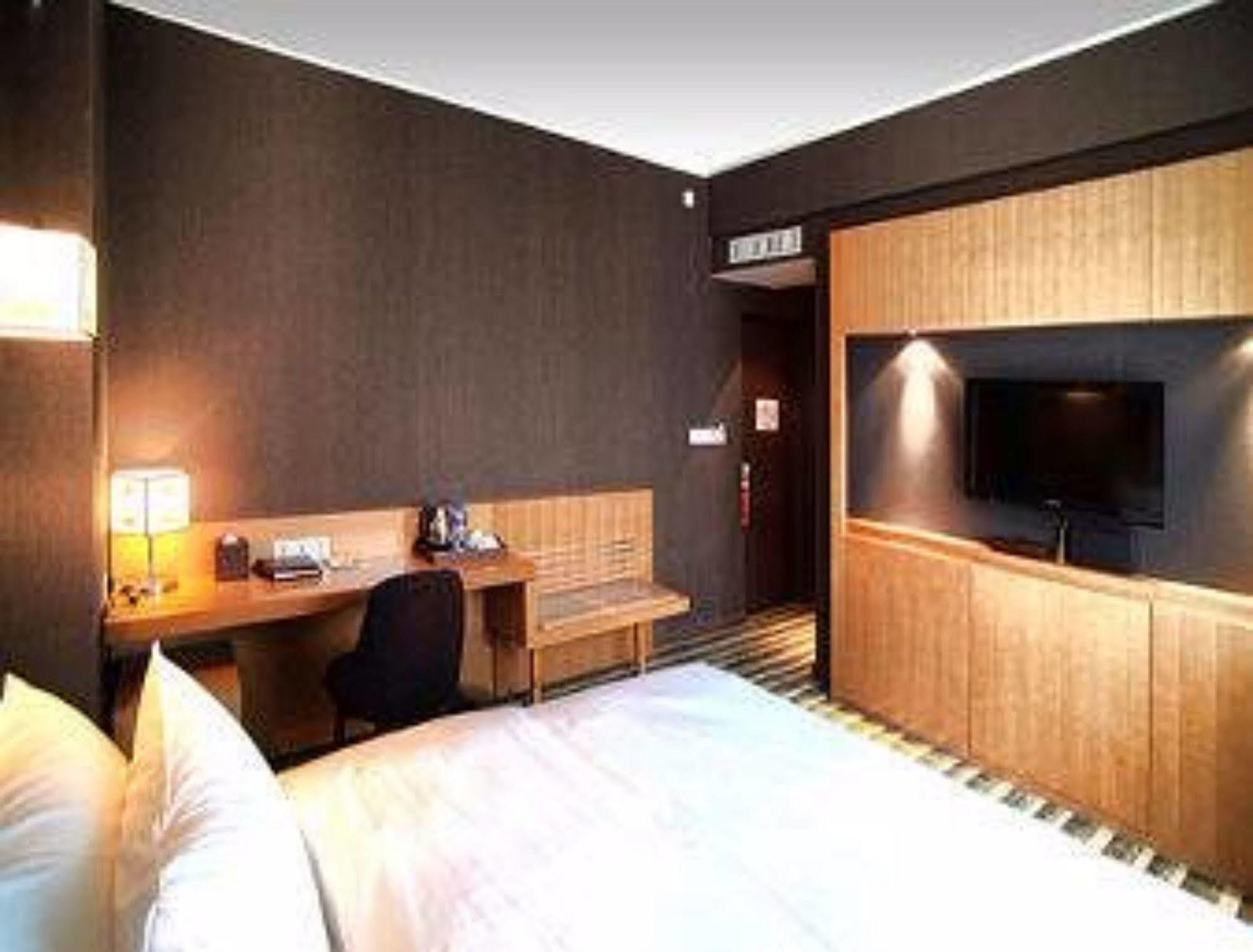 Ramada Ulaanbaatar City Center Esterno foto